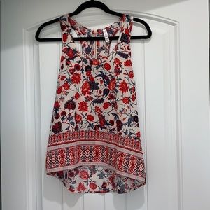 Red white and blue flora tank